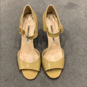 Manolo Blahnik Caldo nude sandals